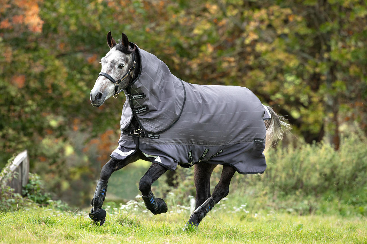 Horseware Couverture d'extérieur Amigo® Bravo 12 Reflectech Plus (Légère 100g)