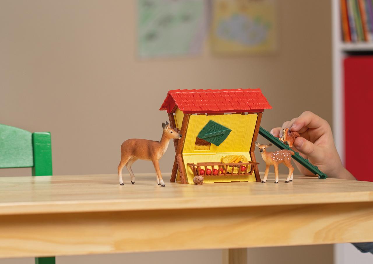 Schleich Cabane des animaux de la forêt